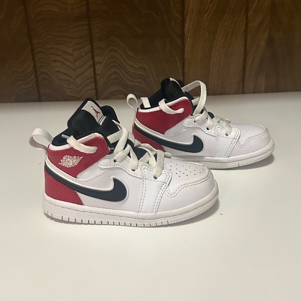 TODDLER Nike Jordan 1 mid- red, black, and white